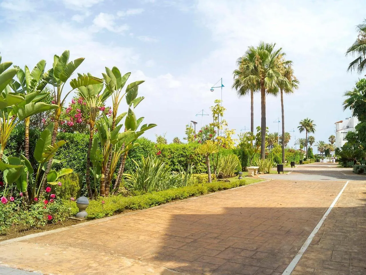 Apartment Las Adelfas By Interhome Marbella