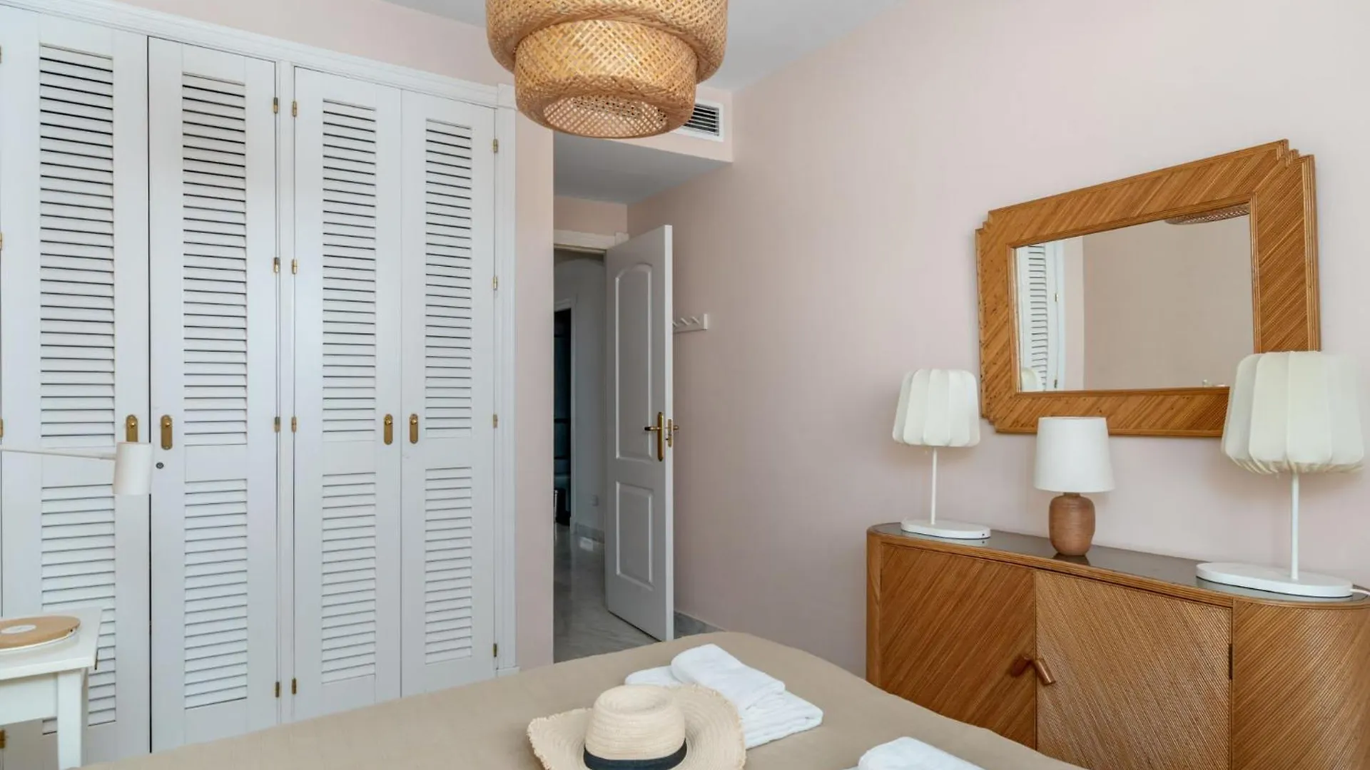 Apartment Las Adelfas By Interhome マルベーリャ